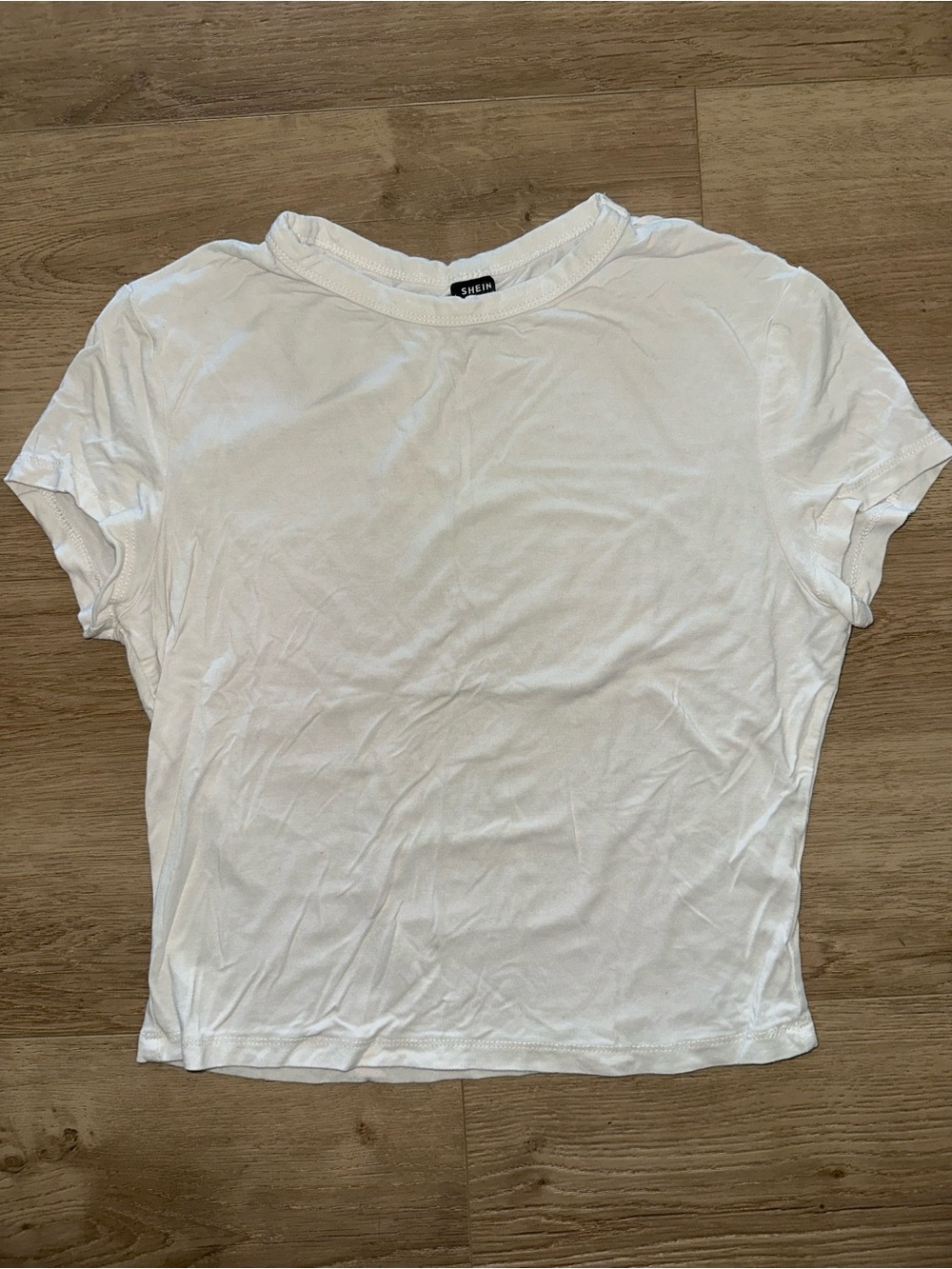 SHEIN White Short Sleeve Crewneck Tee - Classic Fit